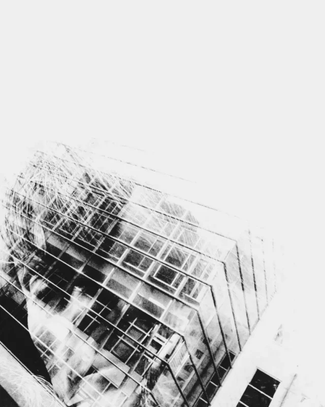 'I kept the right ones out and let the wrong ones in
Had an angel of mercy to see me through all my sins'
. 
#mobilephotography #doublexposure #selfportrait #blackandwhite #bwphoto #bw #asturias #photography